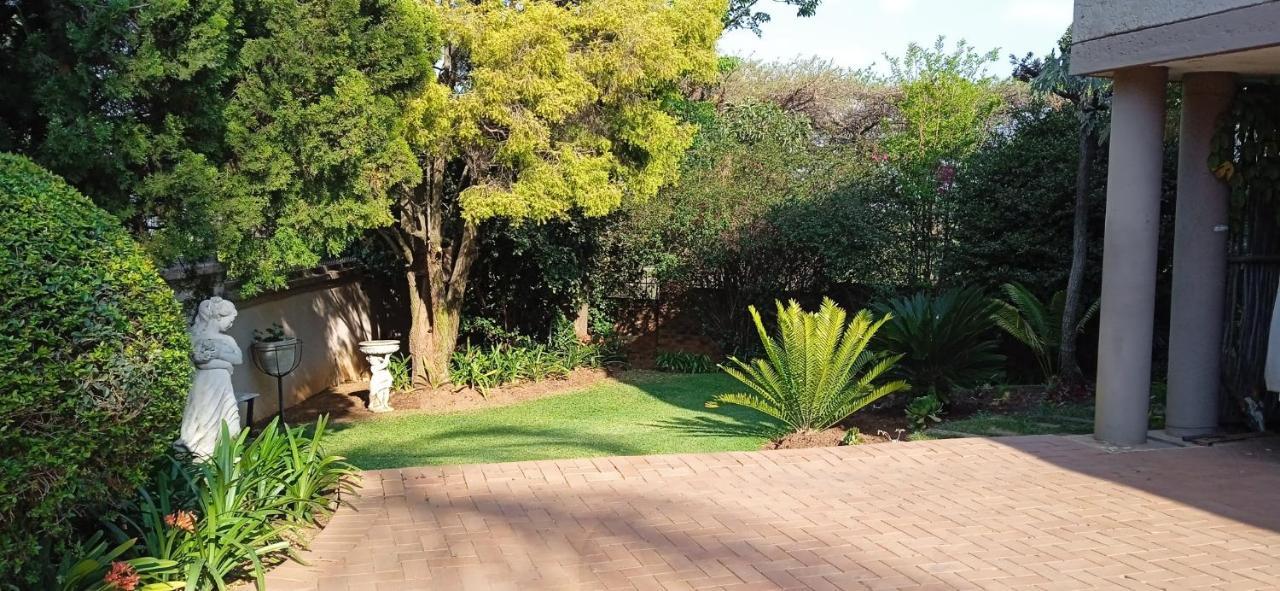 Green Scape Flatlet Pretoria Exterior foto